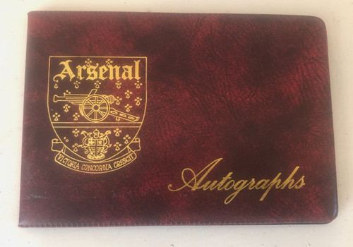 Very rare arsenal autograph - very,